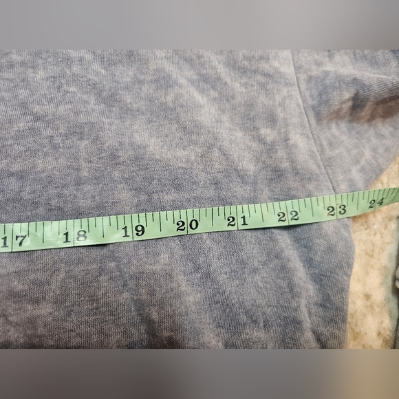 Wildfox “Au Revoir Roadtrip” Sweatshirt NWT China Blue Women’s Small - Picture 9 of 11